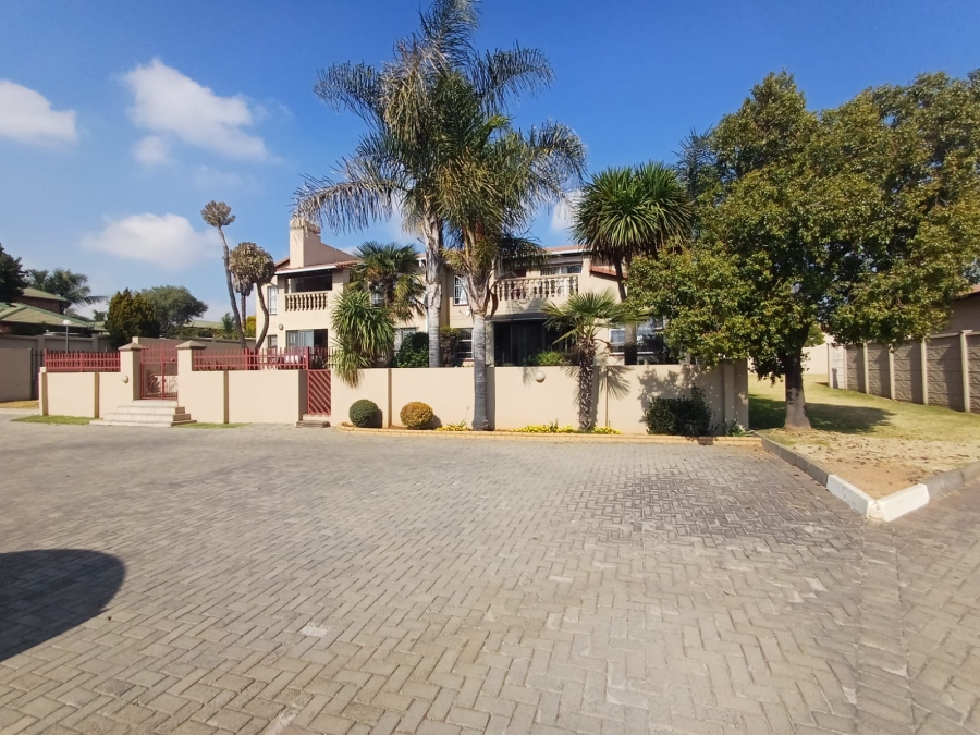 2 Bedroom Property for Sale in Edge On the Vaal Free State